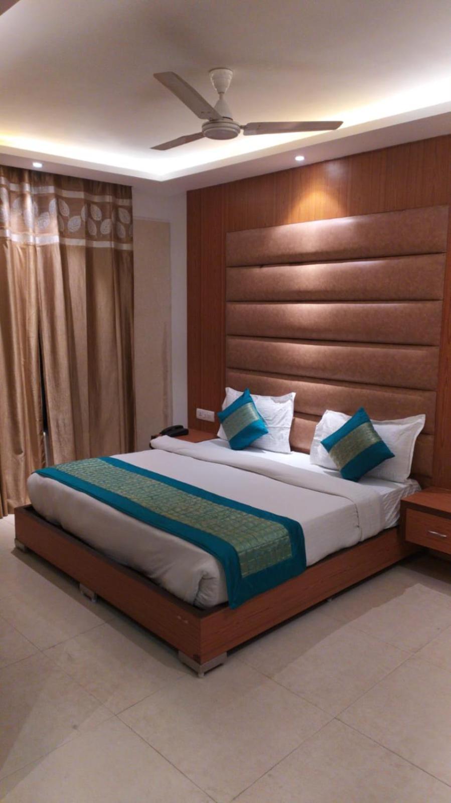 Hotel O Delhi, Near Karol Bagh Main Market And Metro Station 新德里 外观 照片